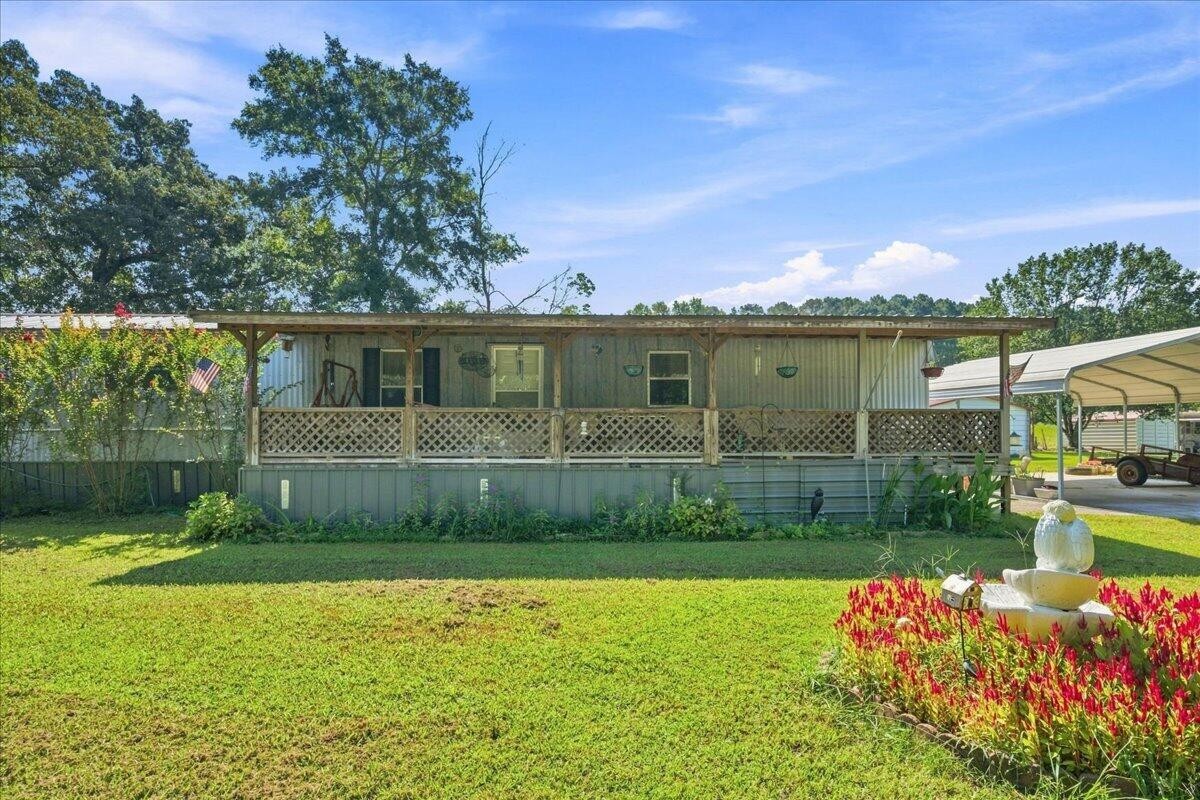 210 Success Drive Property Photo 2