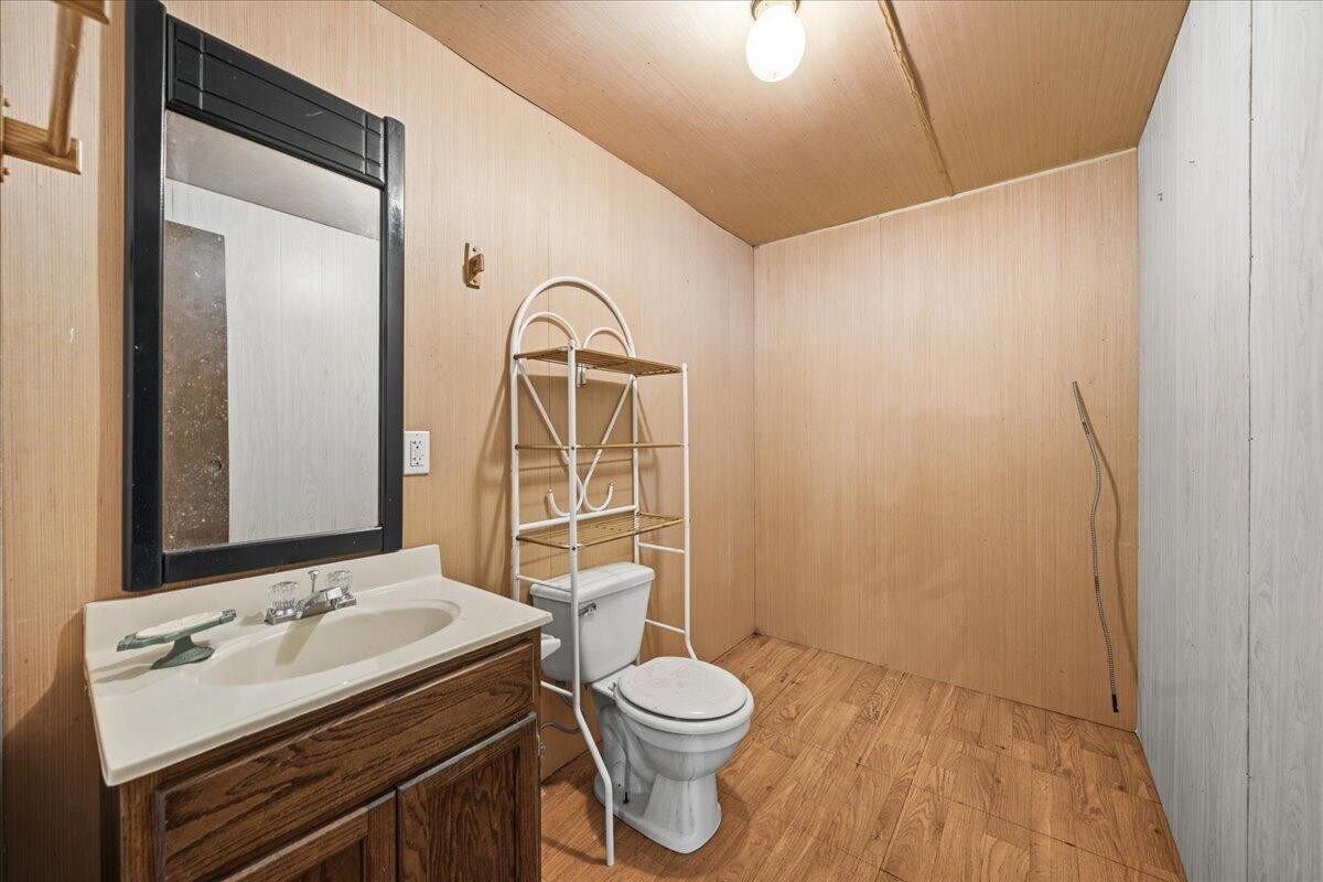 210 Success Drive Property Photo 33
