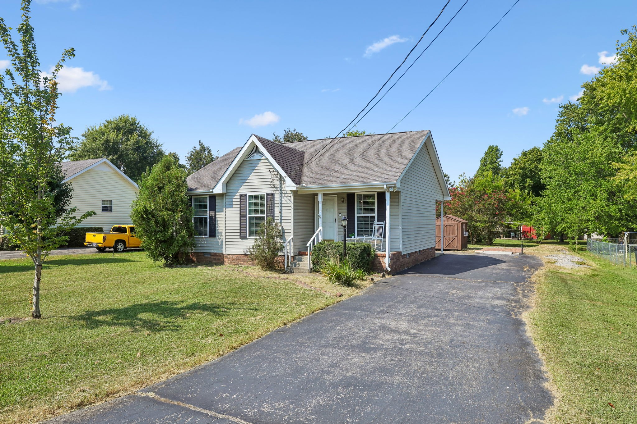 1316 Raden Dr Property Photo 2