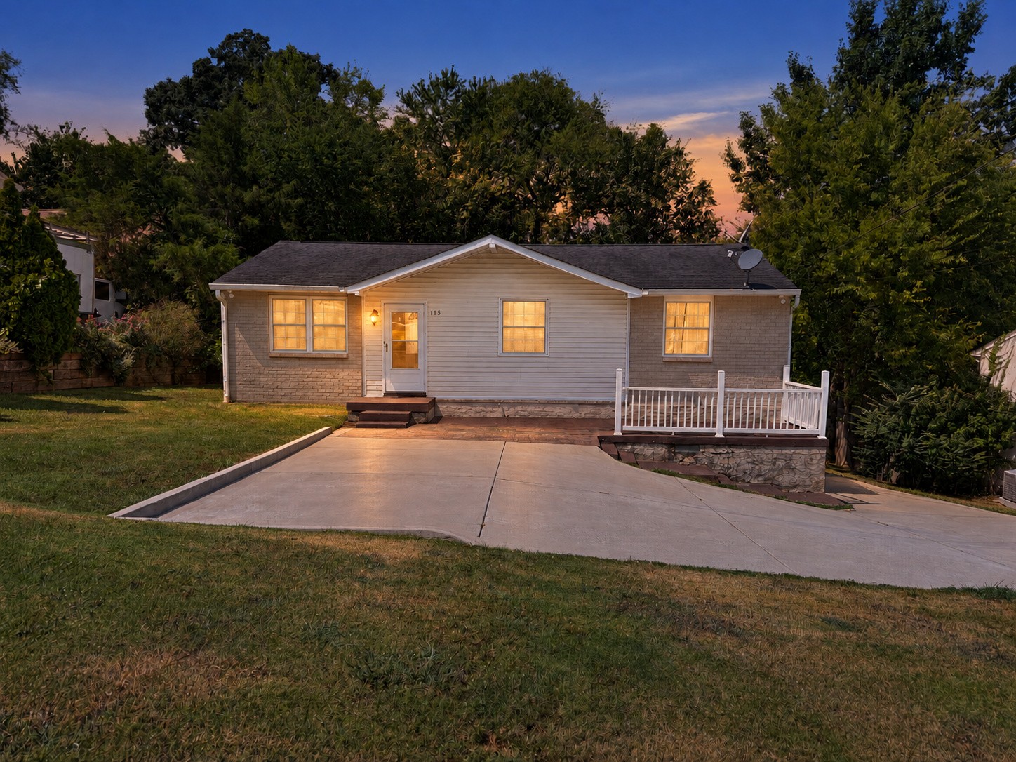 115 Reveille Ct Property Photo 1