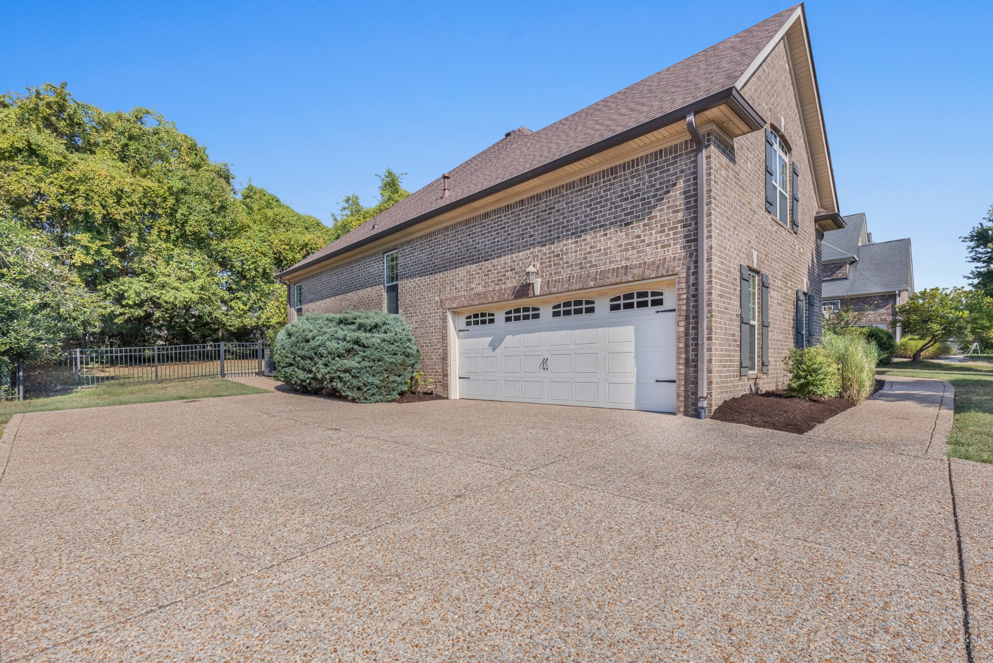 1012 Whispering Wind Way Property Photo 6