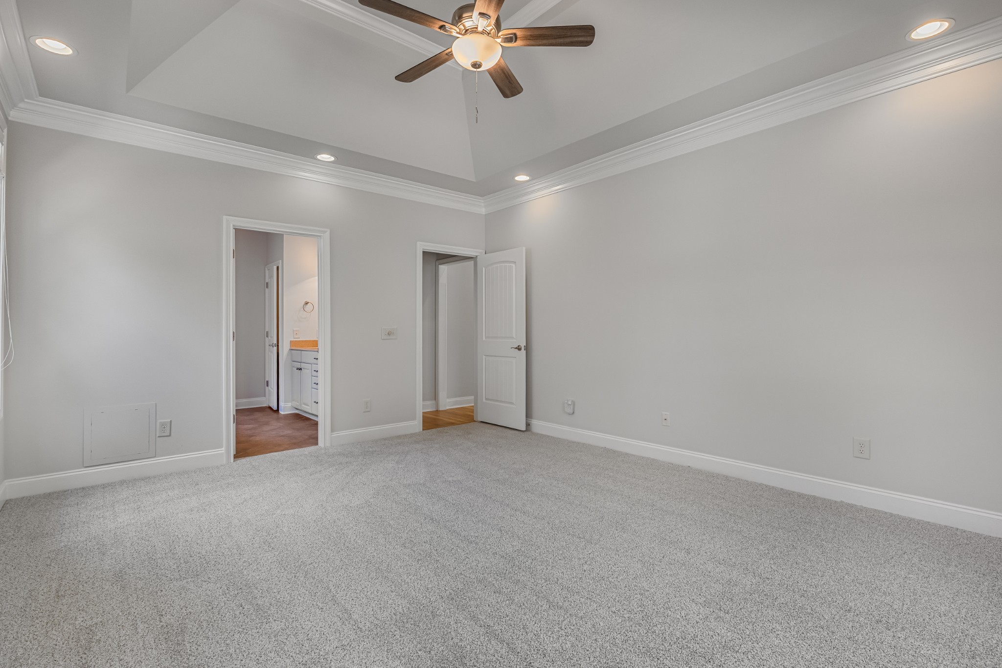 1012 Whispering Wind Way Property Photo 23