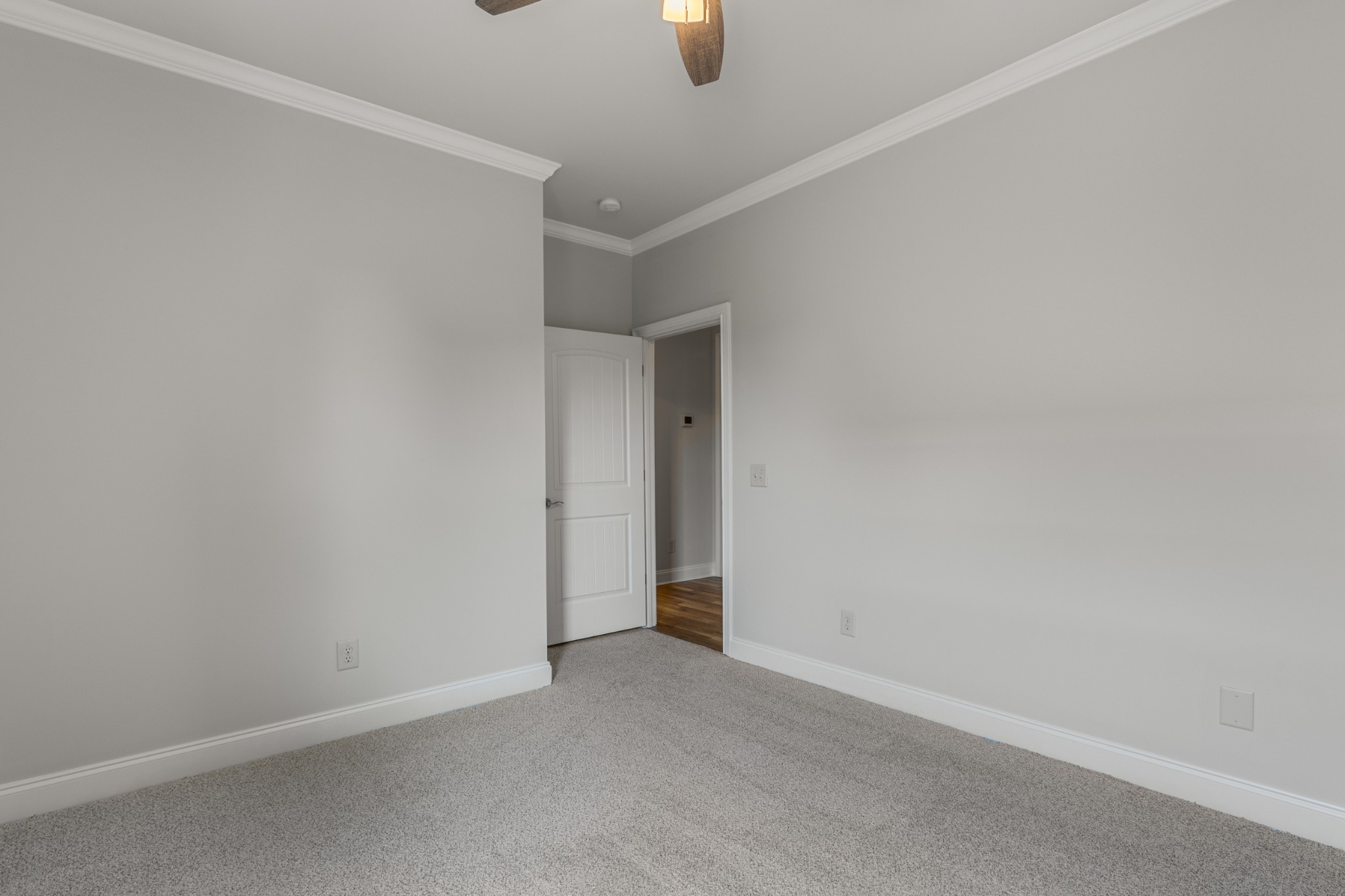1012 Whispering Wind Way Property Photo 31