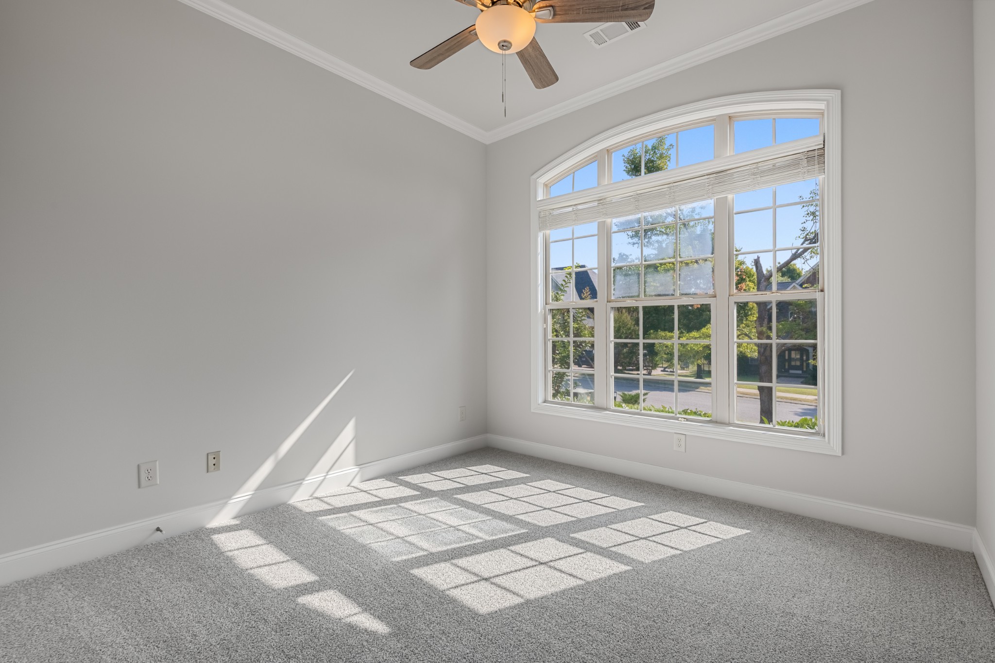 1012 Whispering Wind Way Property Photo 33