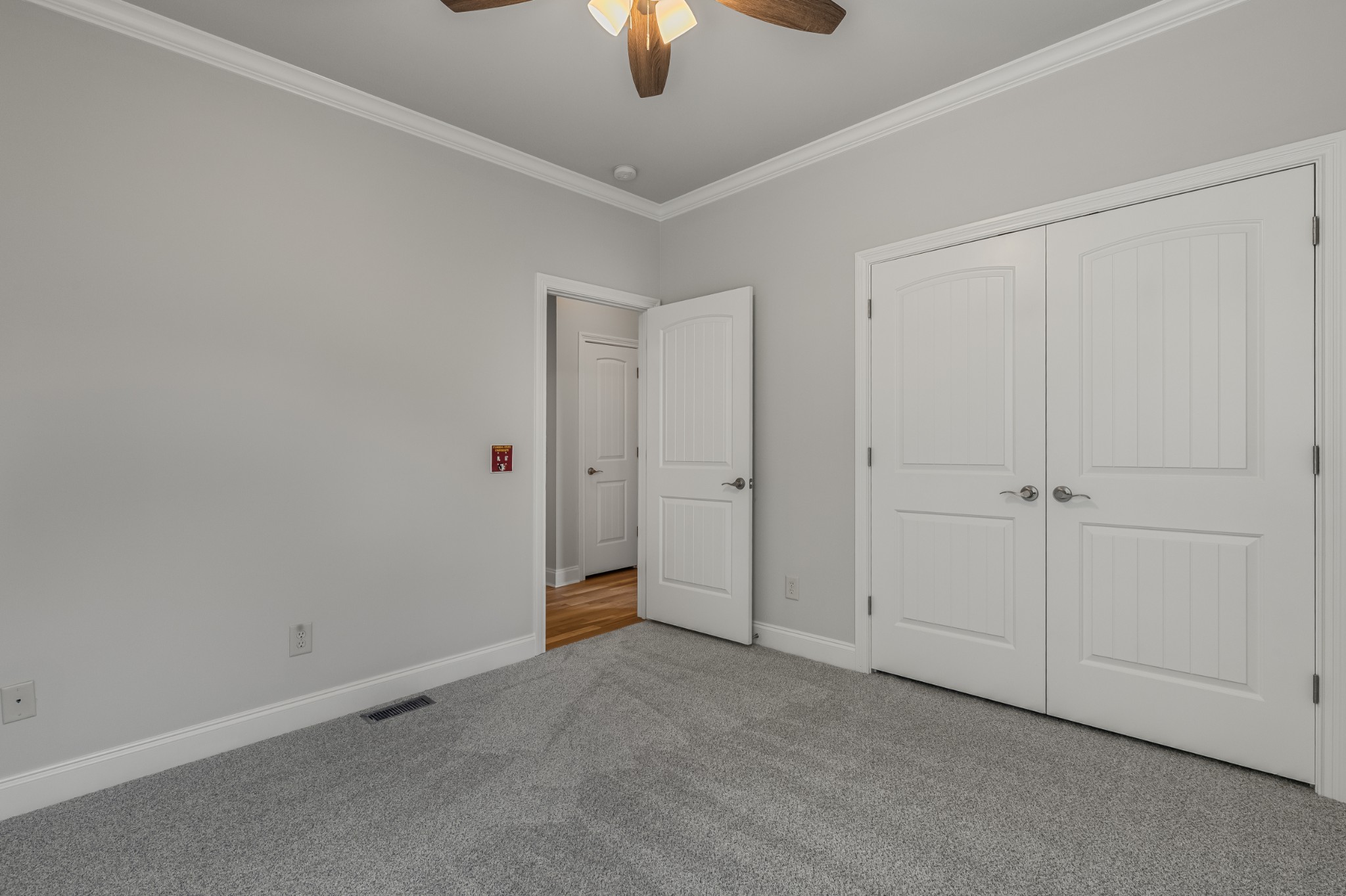 1012 Whispering Wind Way Property Photo 34