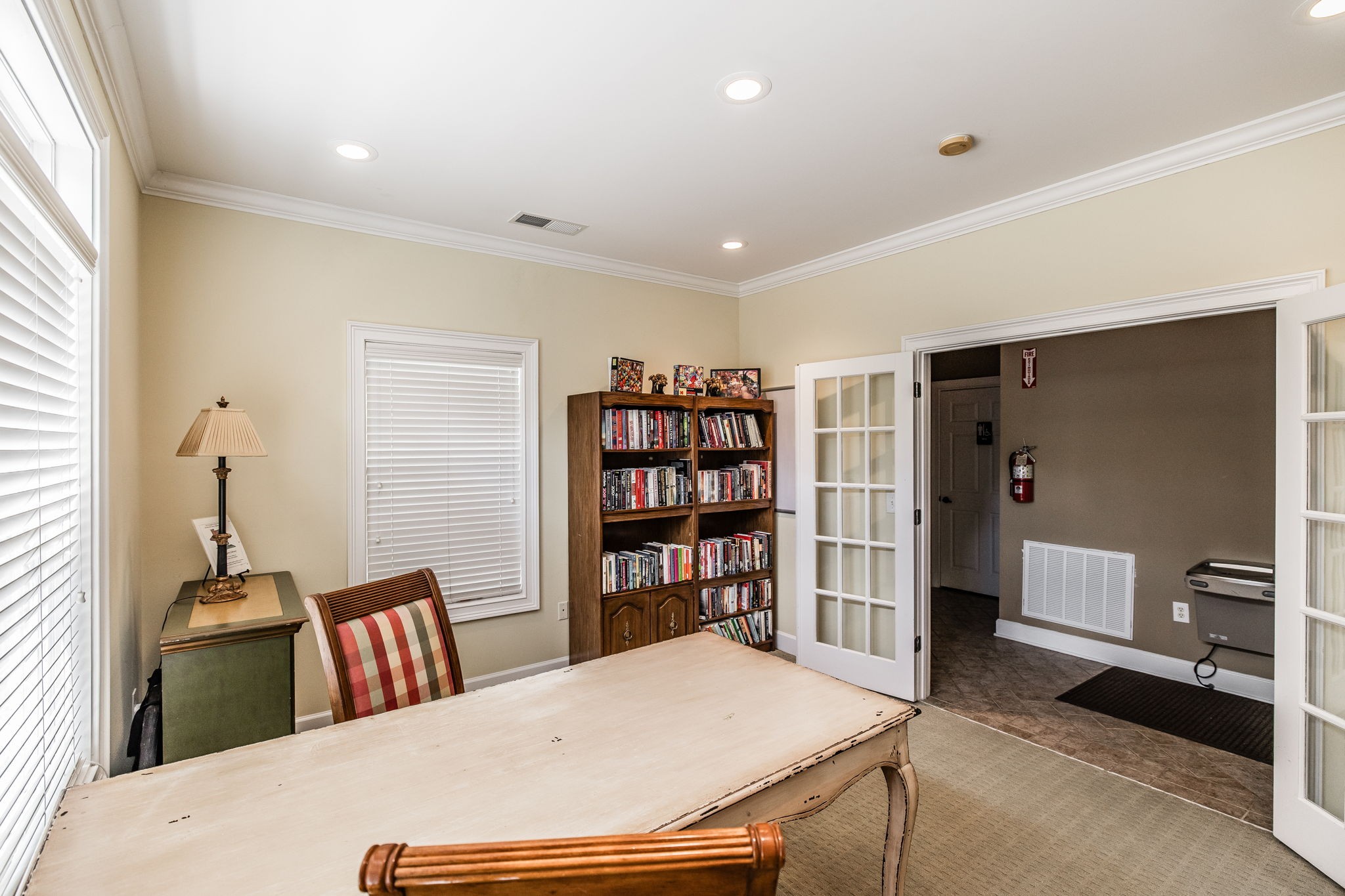 825 Browns Ln Property Photo 81