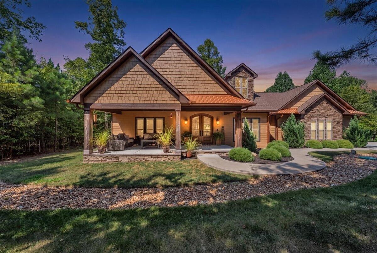 670 Cherokee Path Property Photo 1