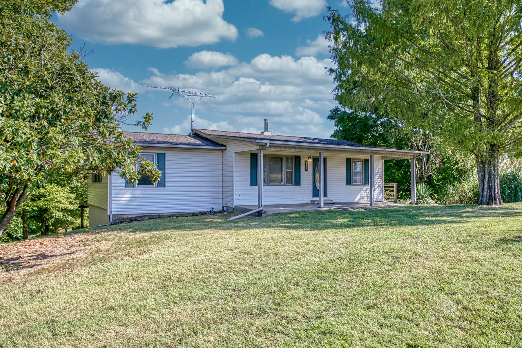 7334 Pleasant Ridge Rd Property Photo 1