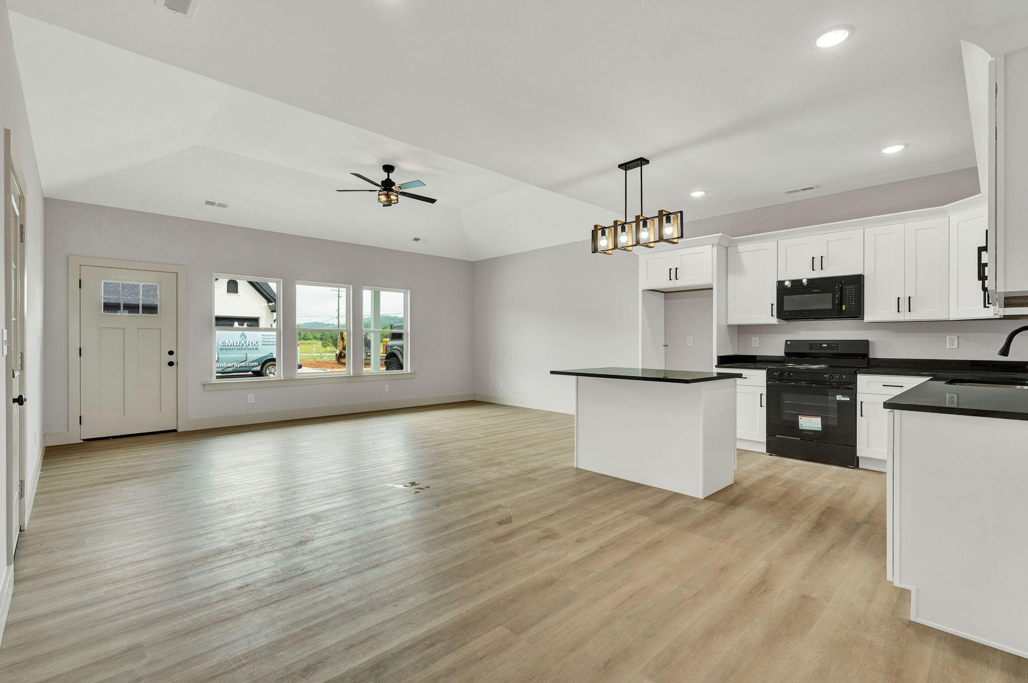 1080 Congress Parkway, N Property Photo 8