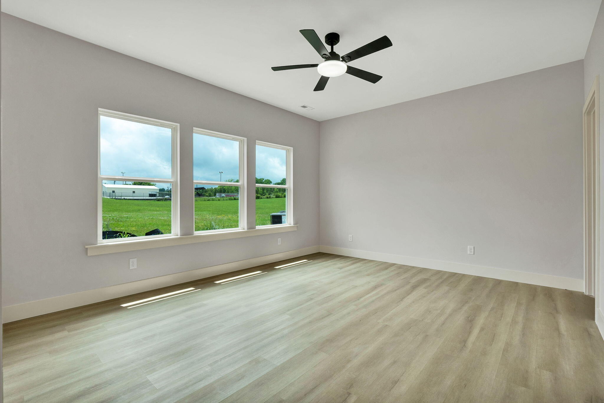 1080 Congress Parkway, N Property Photo 12