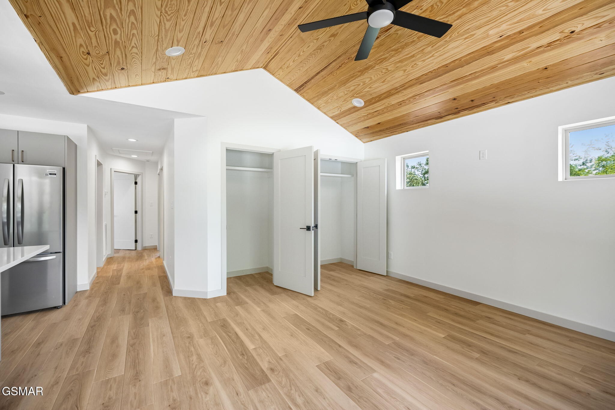 1614 Rugby Avenue Property Photo 12