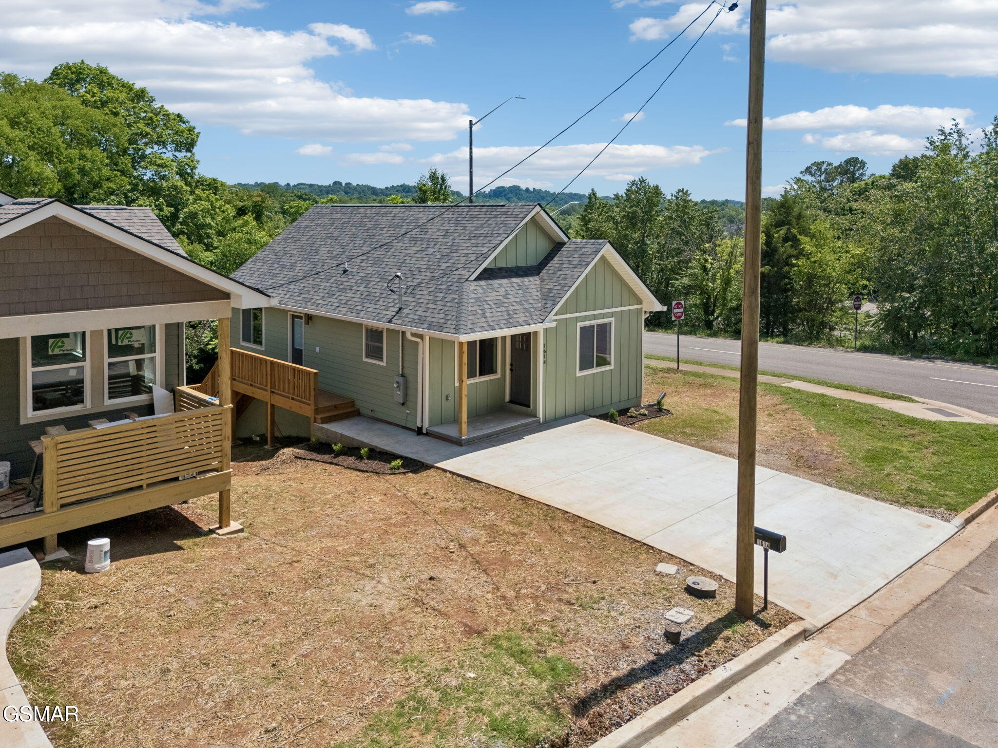 1614 Rugby Avenue Property Photo 39