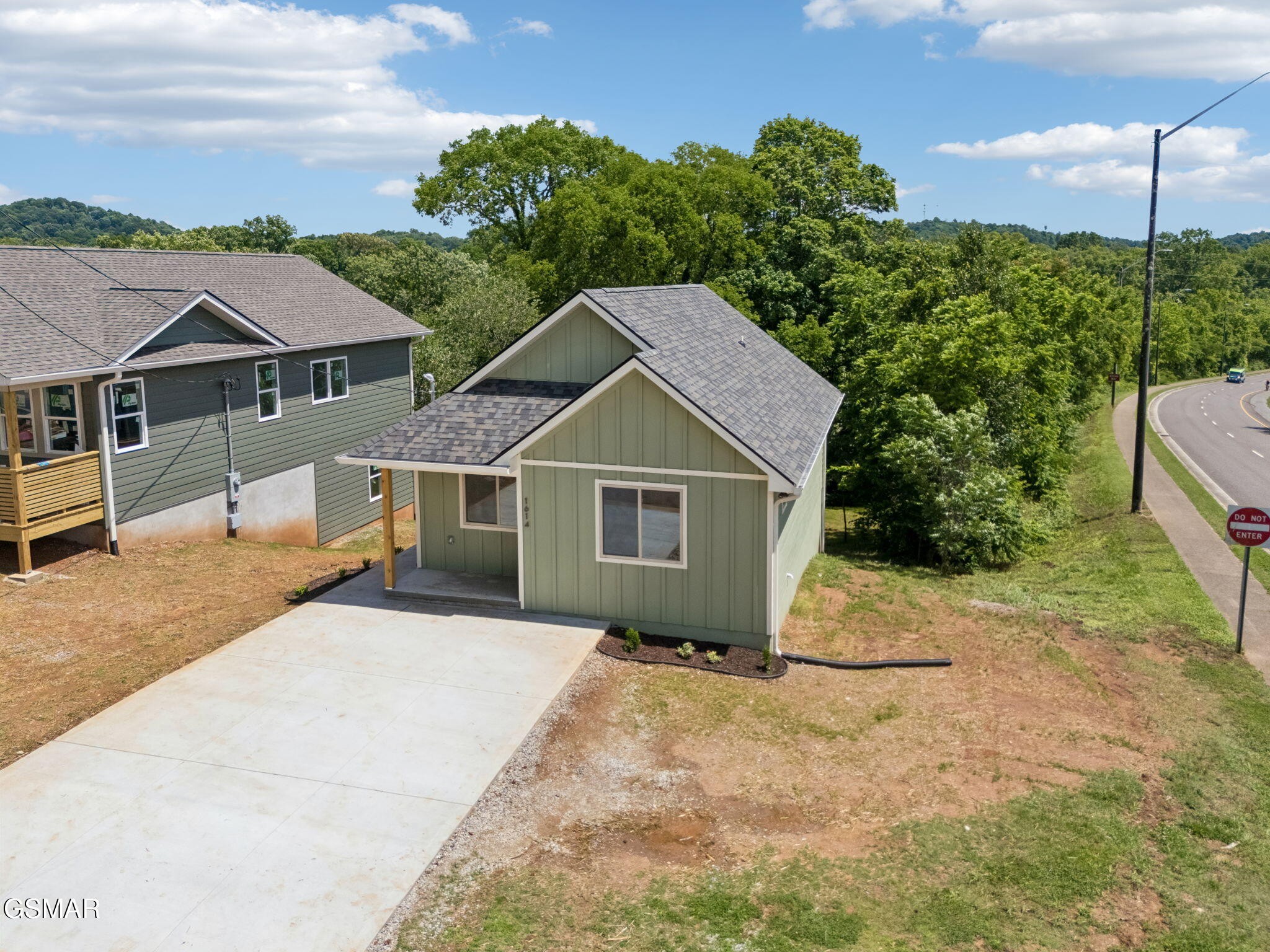 1614 Rugby Avenue Property Photo 41