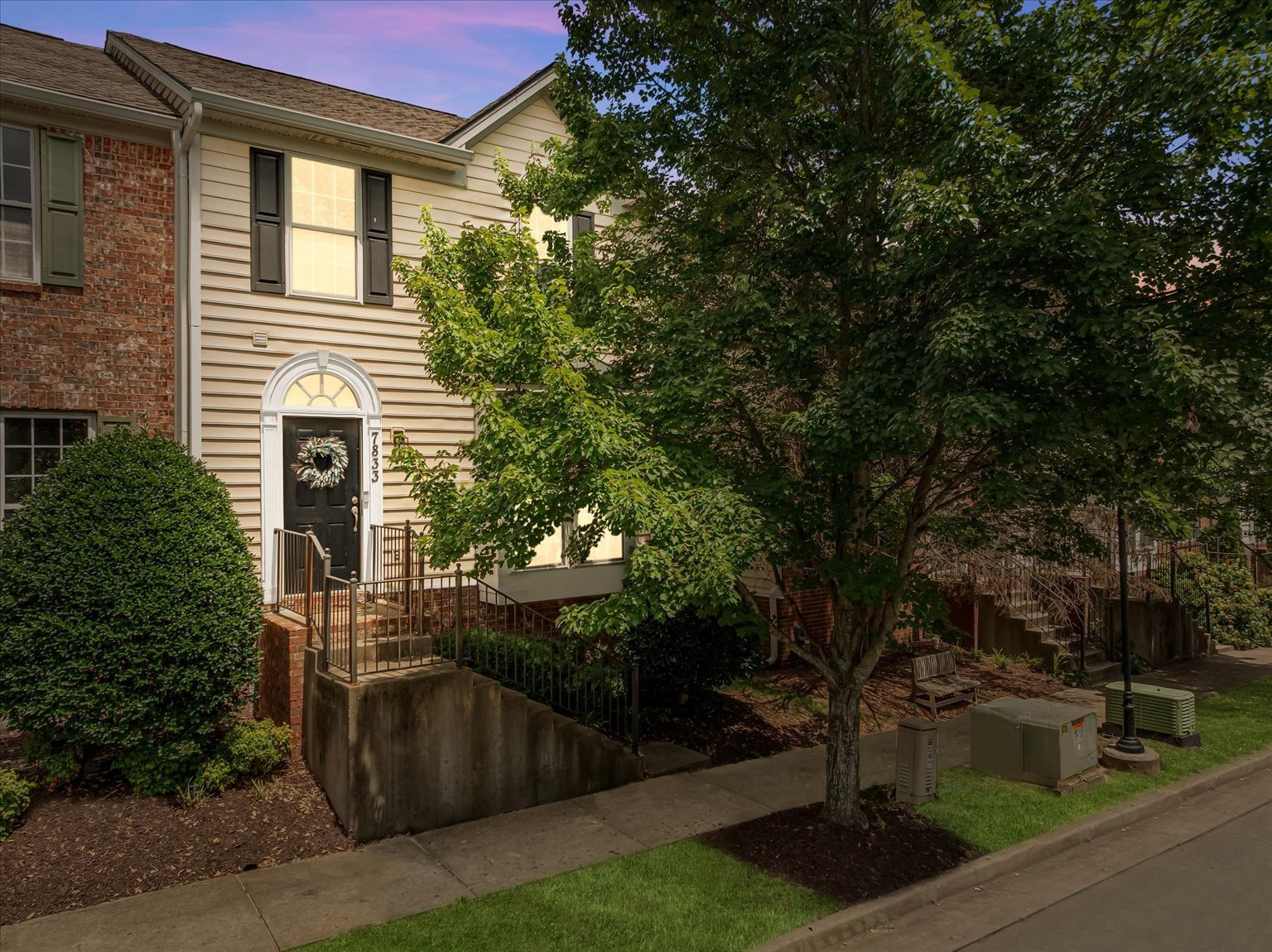 7833 Heaton Way Property Photo 1