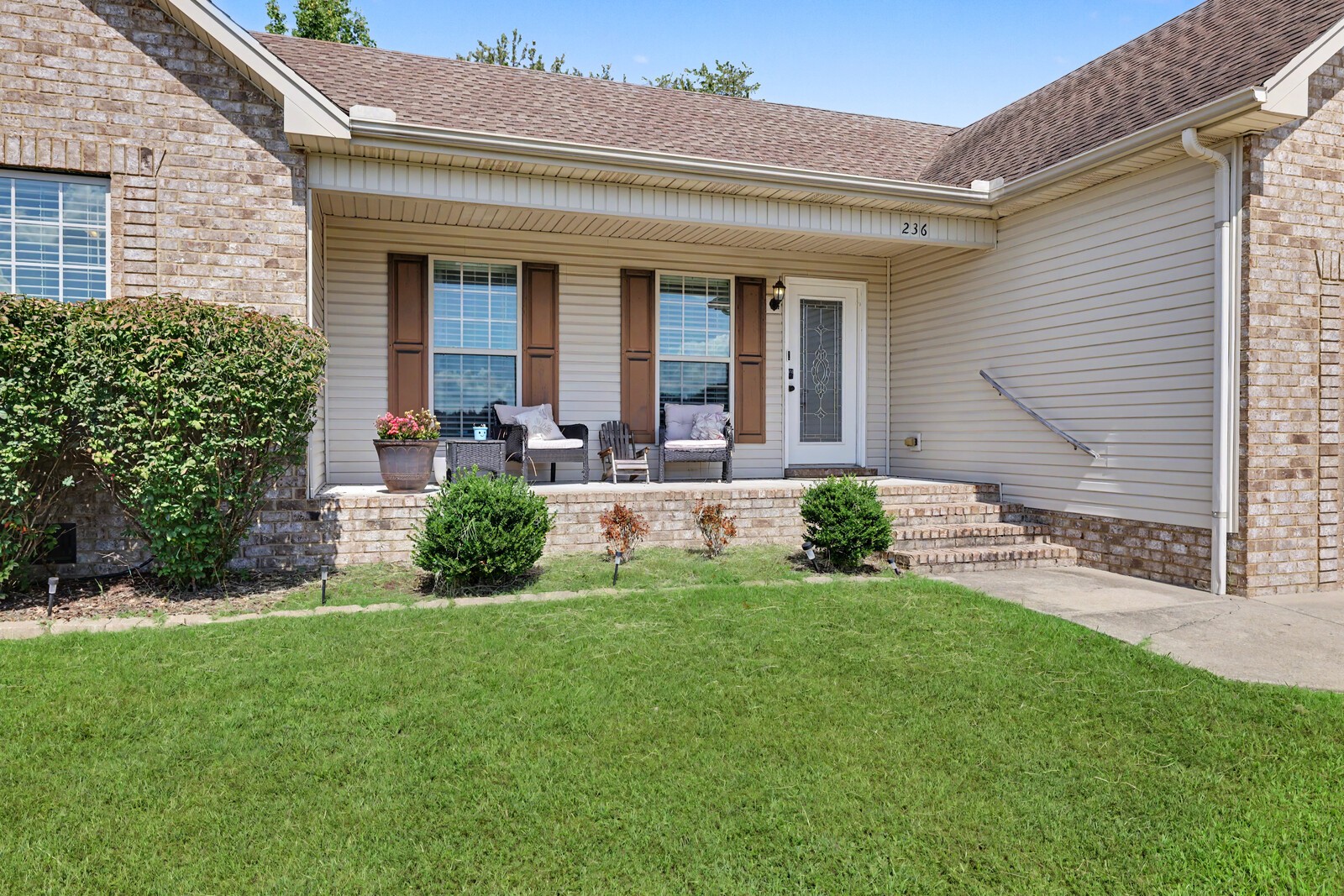 236 Preakness Cir Property Photo 4