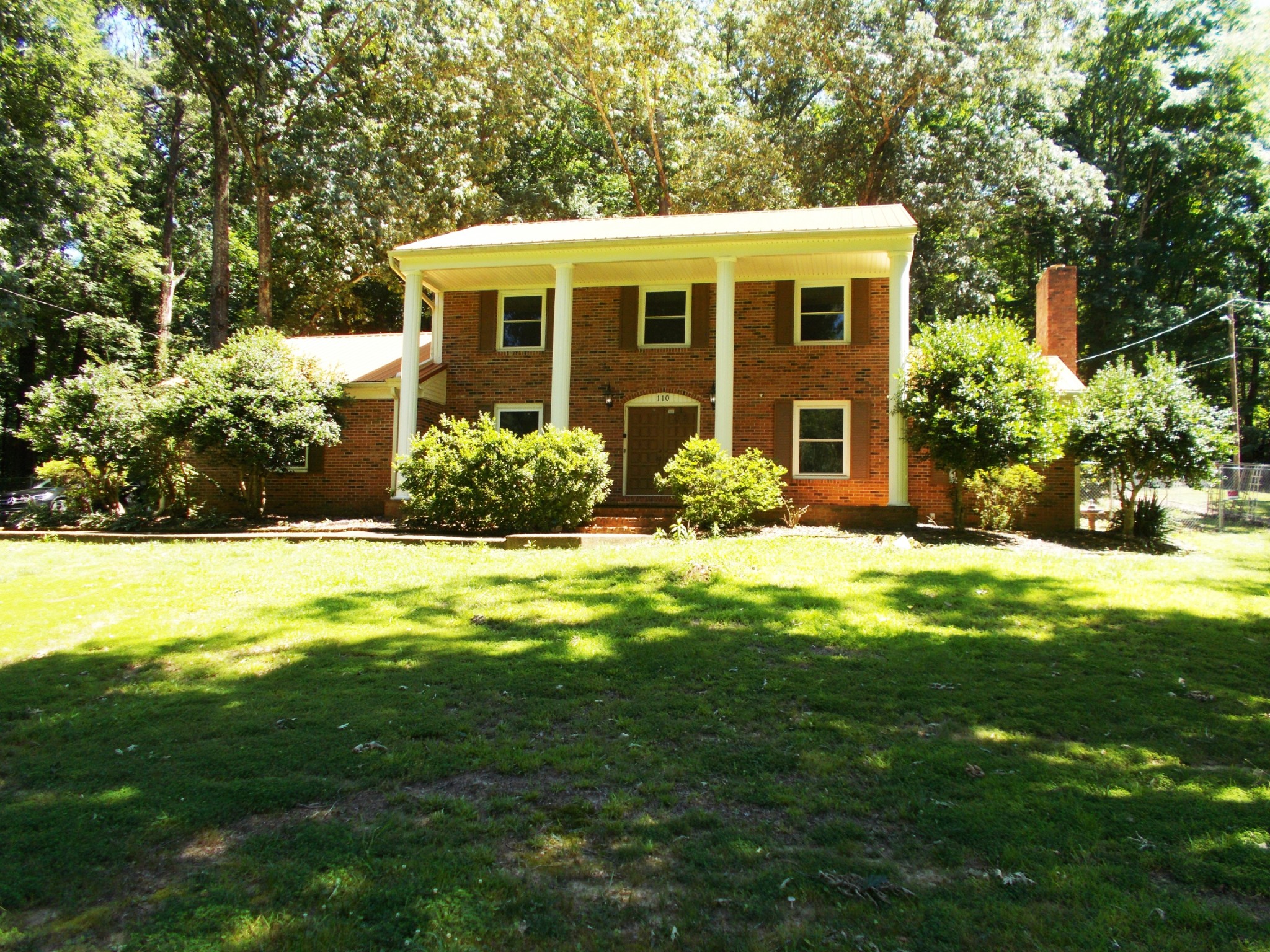 110 Asbury Cir Property Photo 2