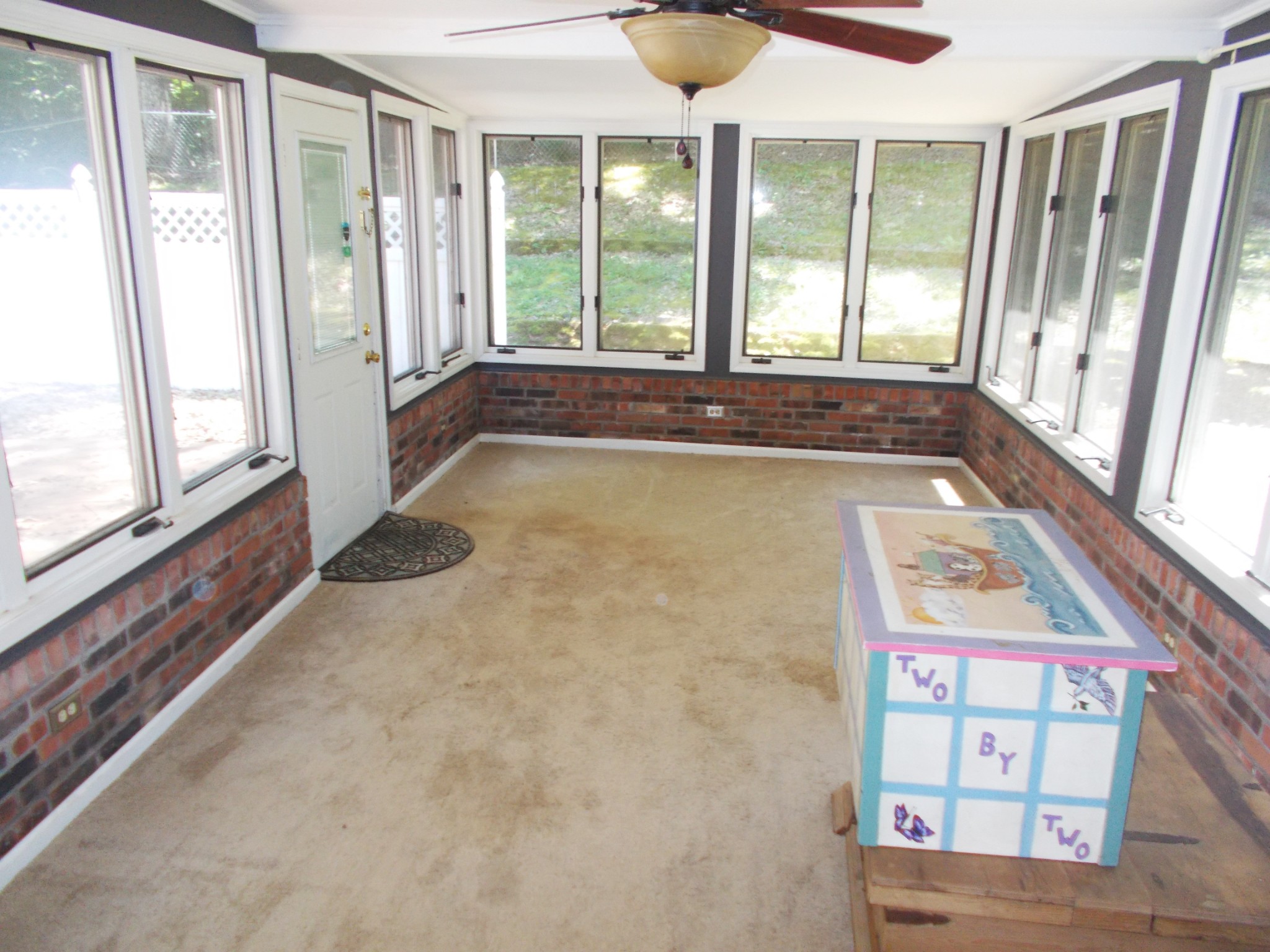 110 Asbury Cir Property Photo 10