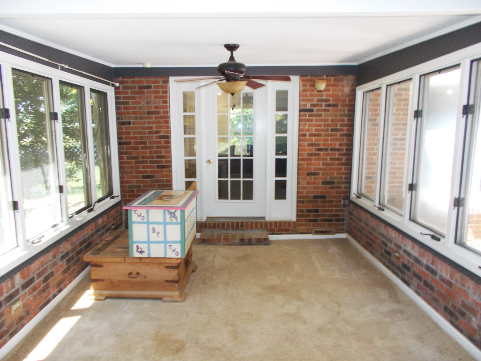 110 Asbury Cir Property Photo 11