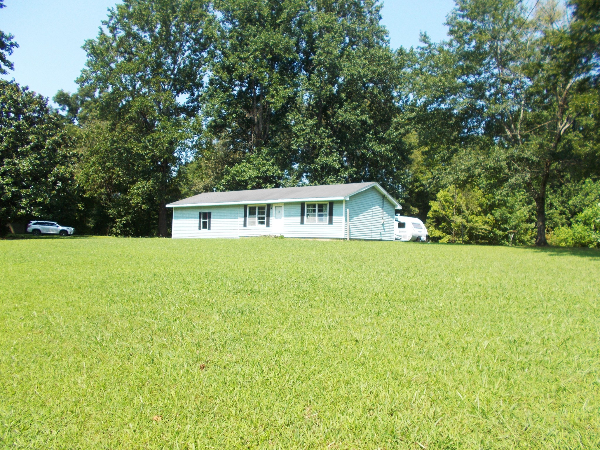 1955 Roundhouse Rd Property Photo 3
