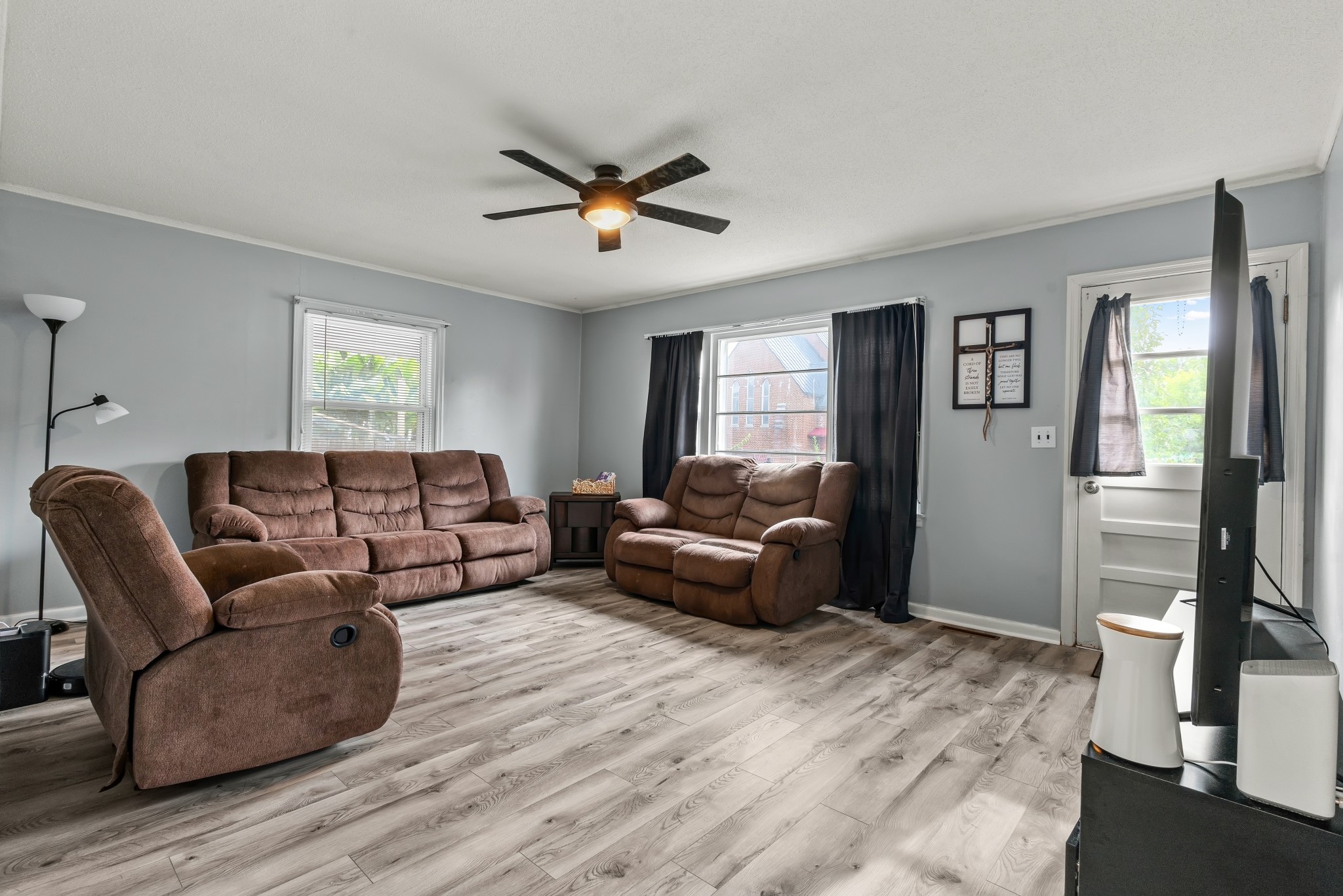 808 Georgia Ave Property Photo 5