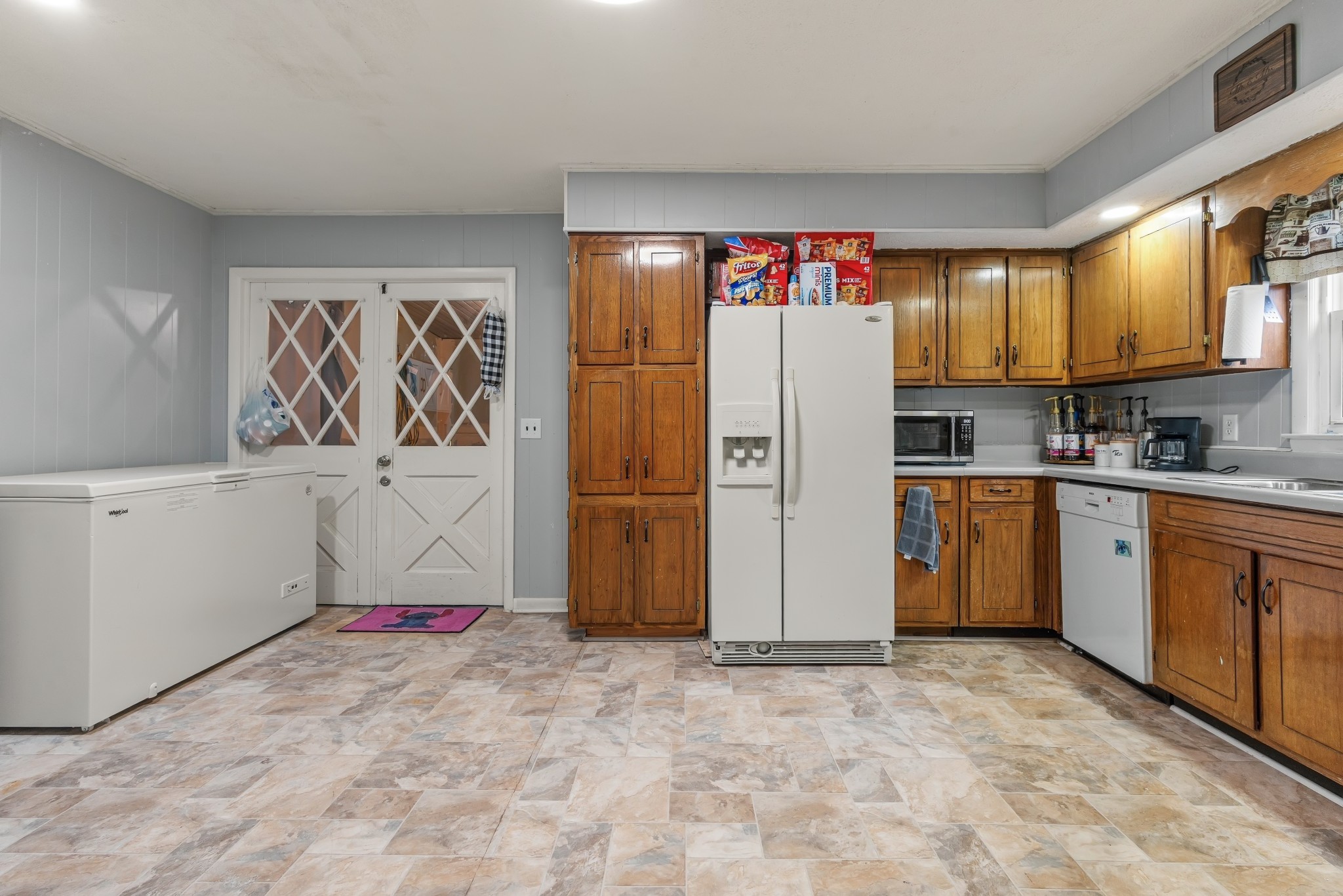 808 Georgia Ave Property Photo 9