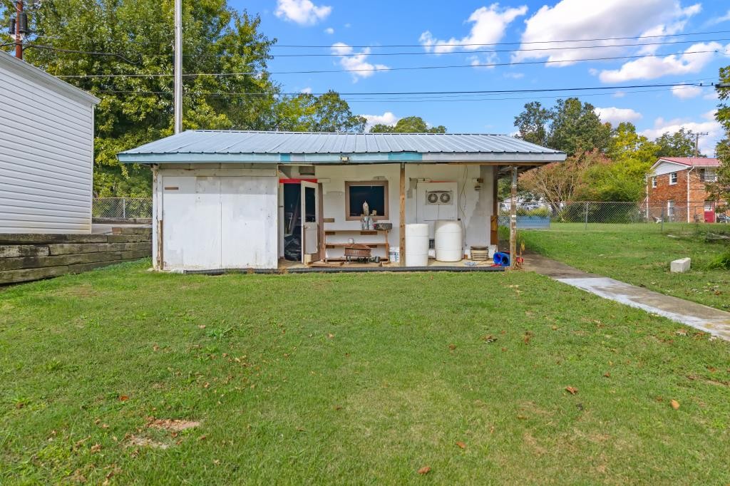 808 Georgia Ave Property Photo 23