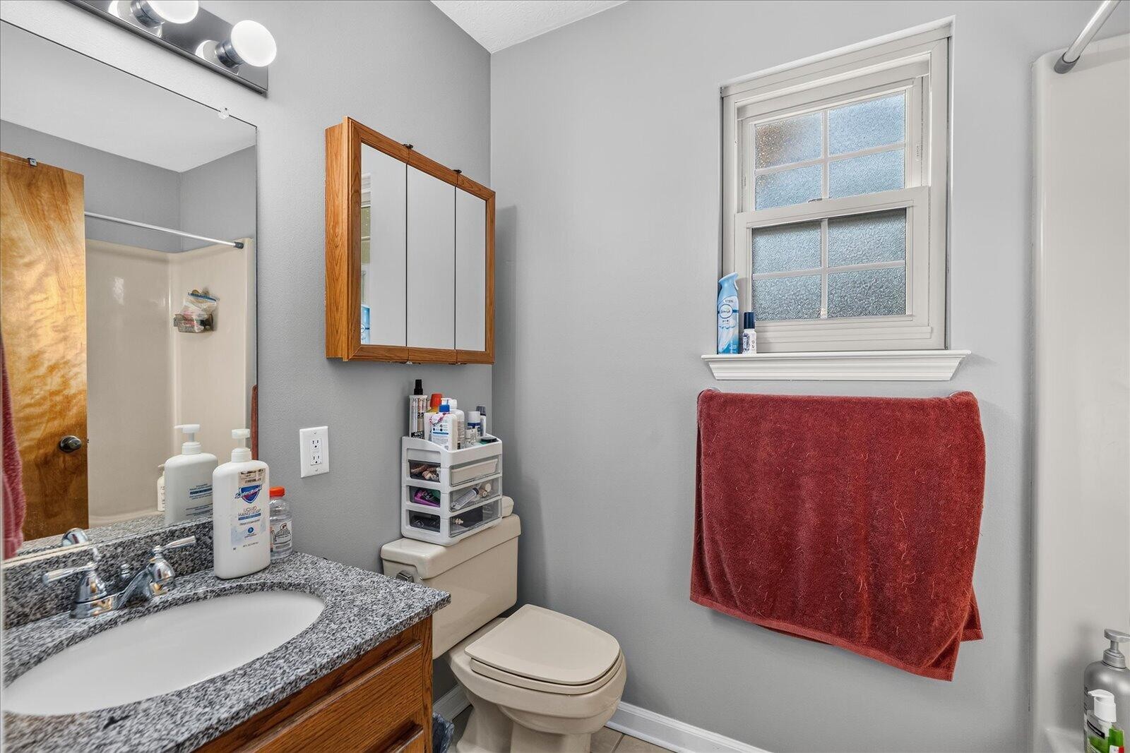 663 Castleview Drive Property Photo 16