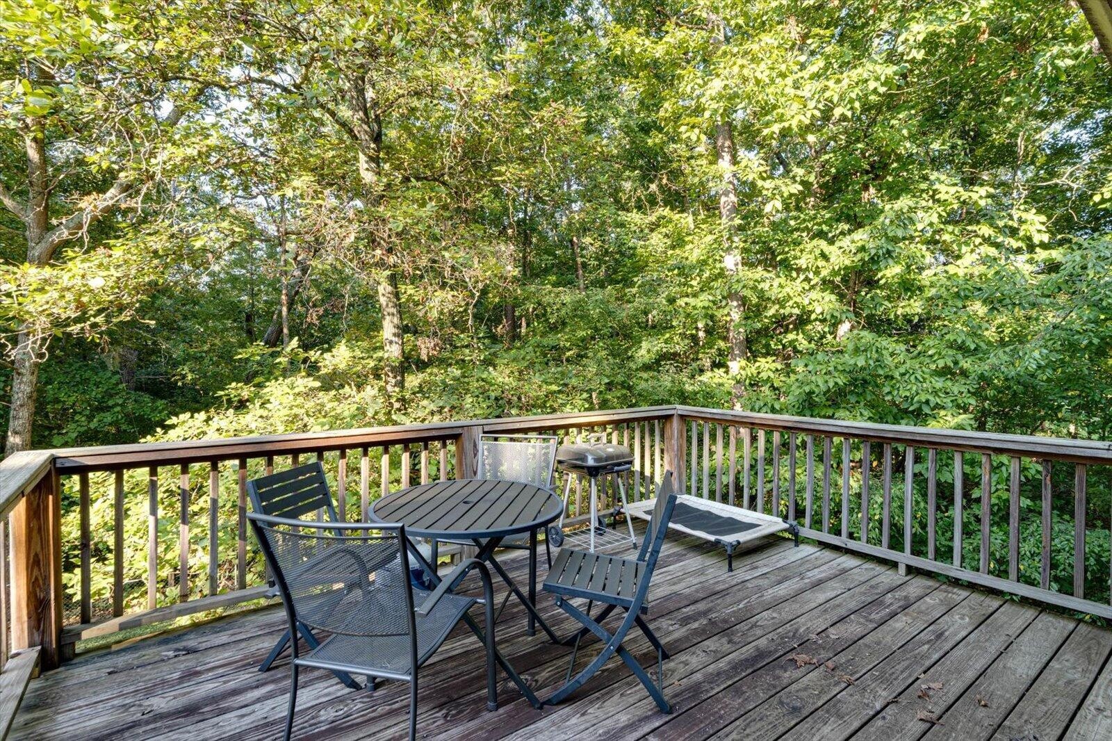 663 Castleview Drive Property Photo 26