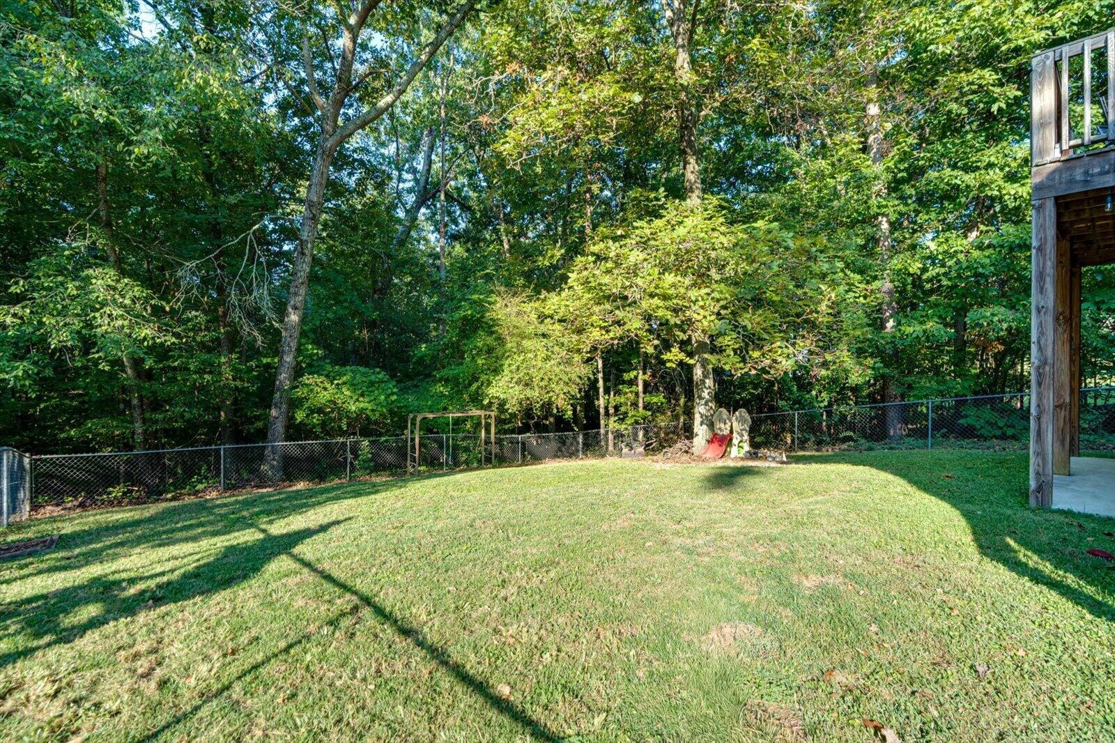 663 Castleview Drive Property Photo 28