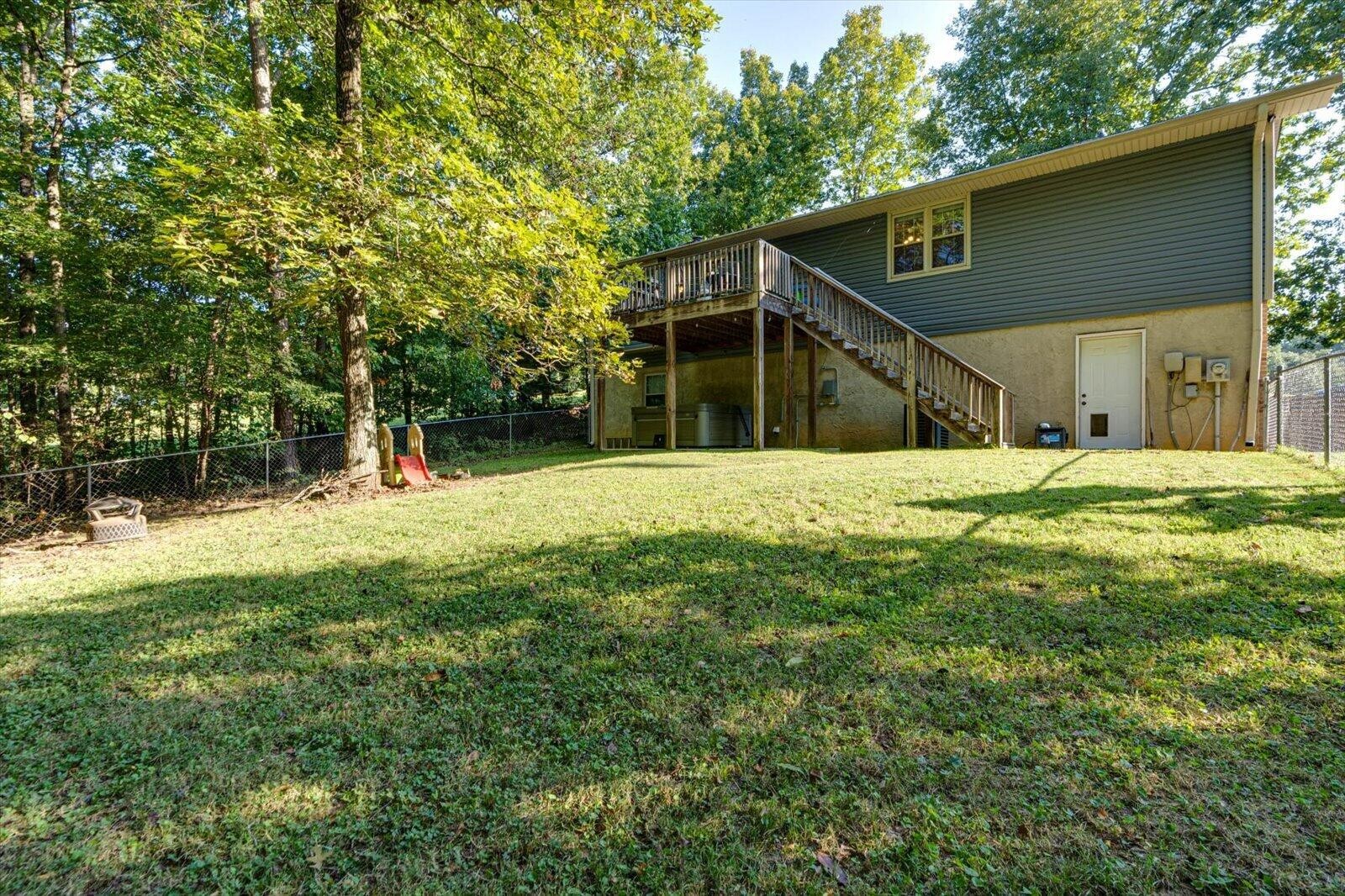 663 Castleview Drive Property Photo 29