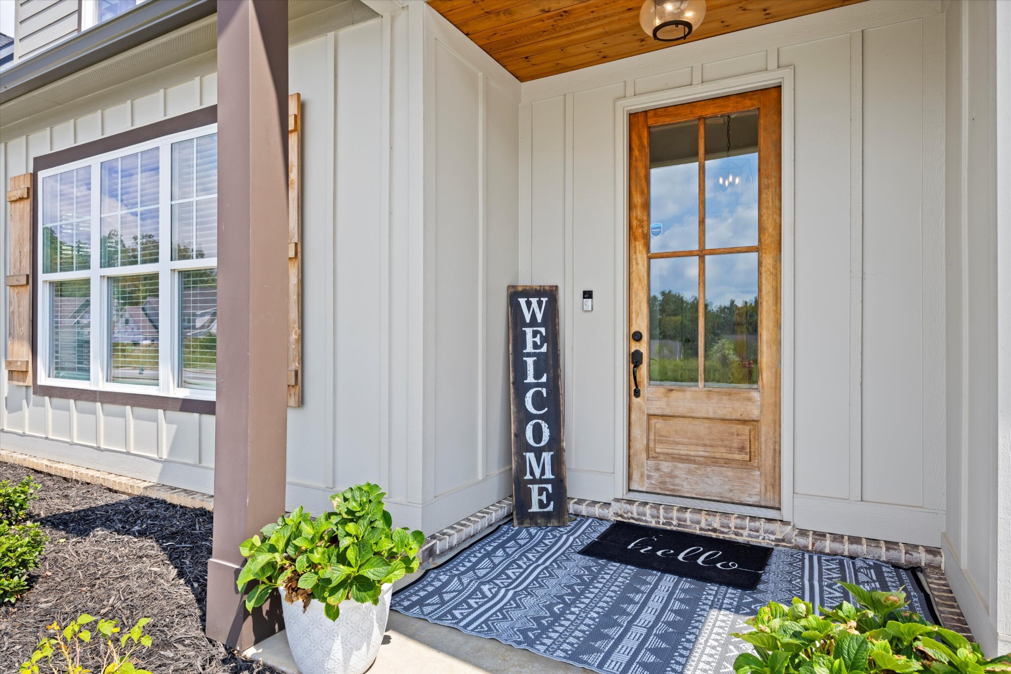 10623 Flicker Way Property Photo 4