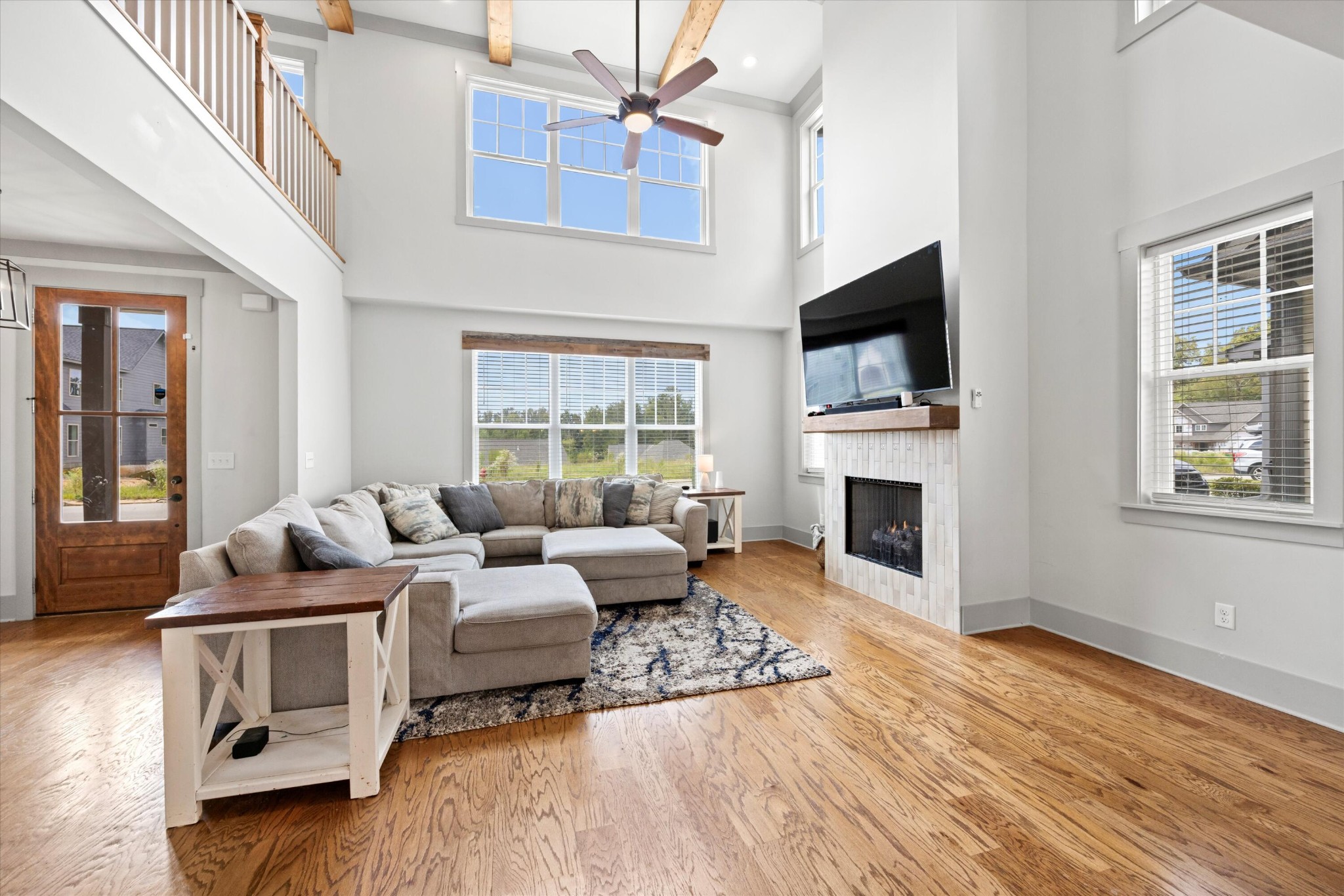 10623 Flicker Way Property Photo 7