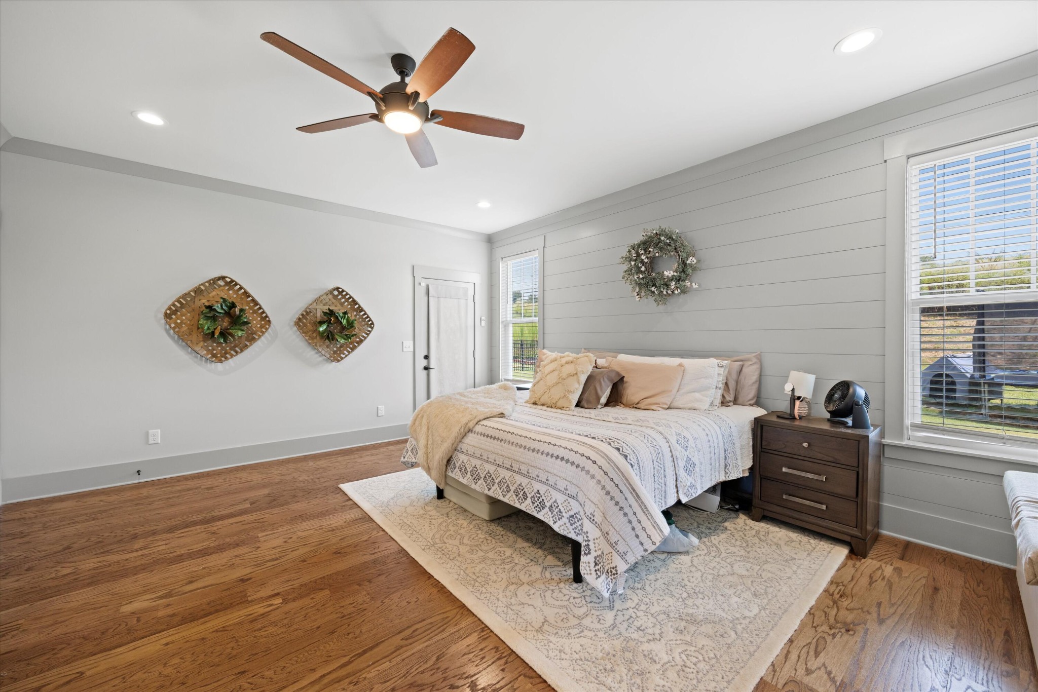 10623 Flicker Way Property Photo 16
