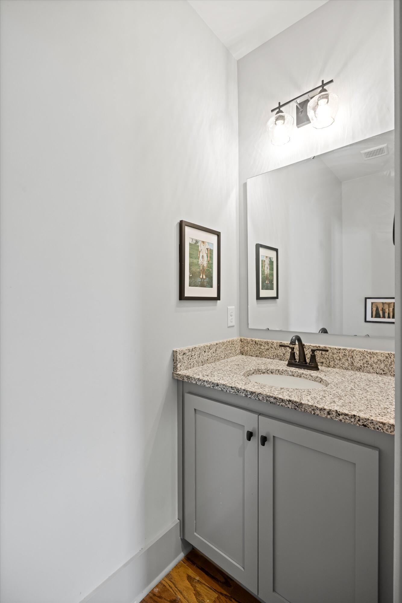 10623 Flicker Way Property Photo 23
