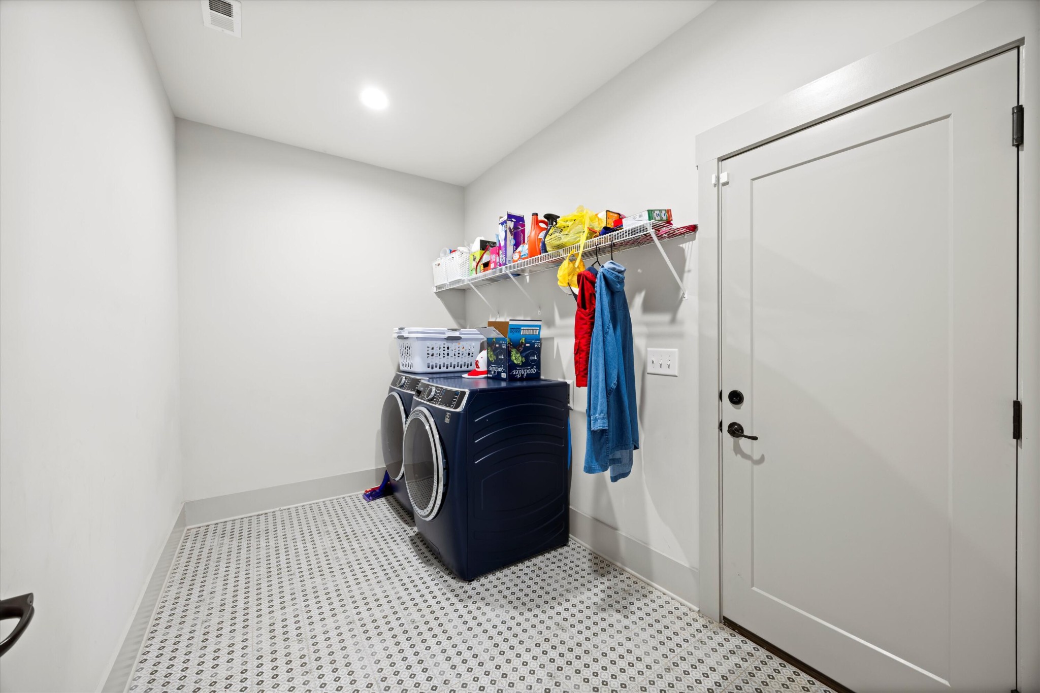 10623 Flicker Way Property Photo 38