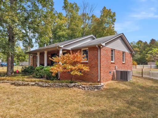 2217 Quarry Rd Property Photo 4