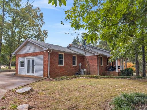 2217 Quarry Rd Property Photo 5