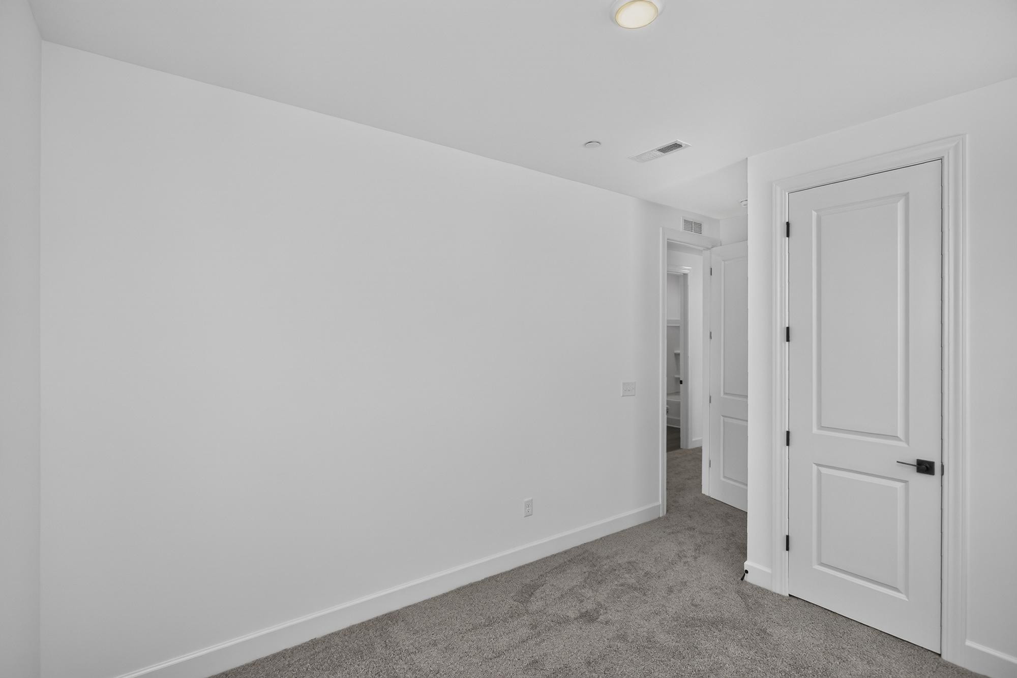 321 Lynwood Station Boulevard Property Photo 18