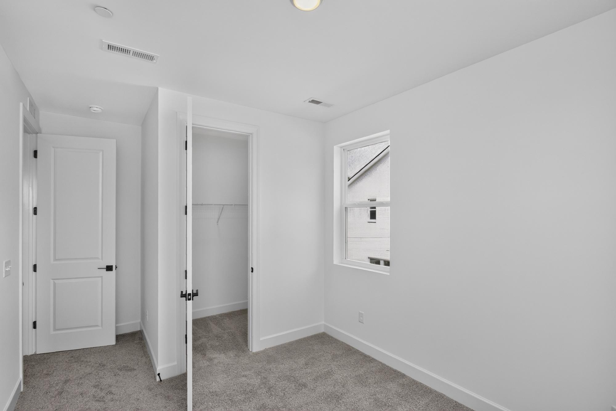 321 Lynwood Station Boulevard Property Photo 24