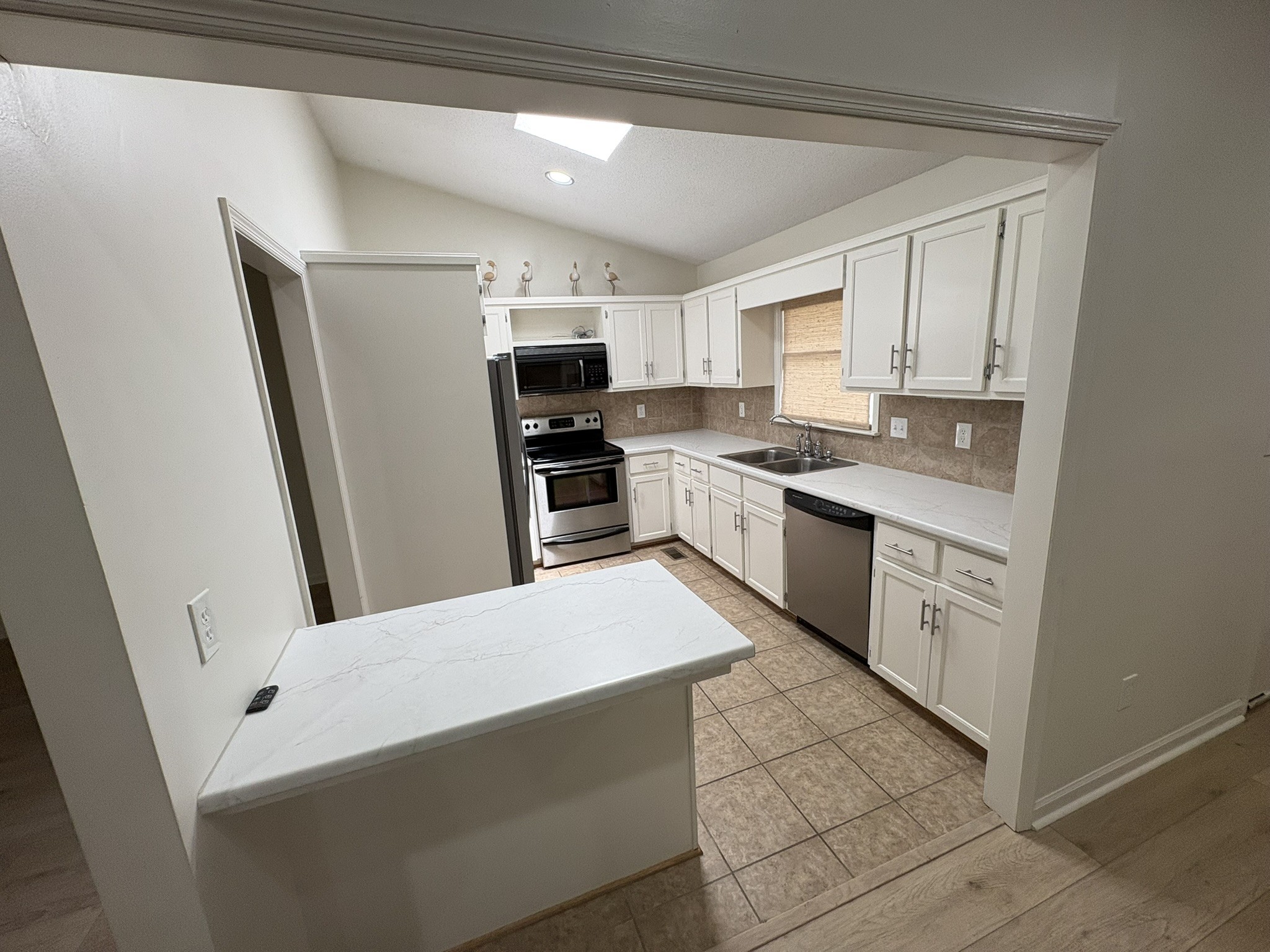 229 Hillsboro Cir Property Photo 20