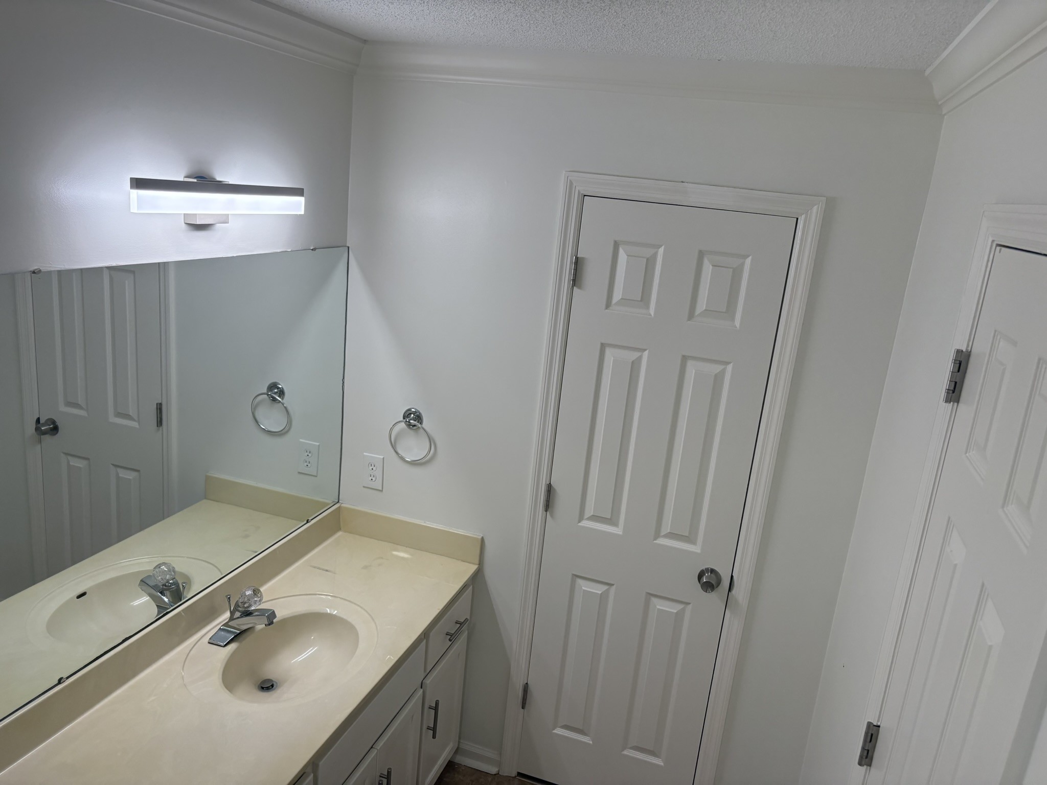 229 Hillsboro Cir Property Photo 30