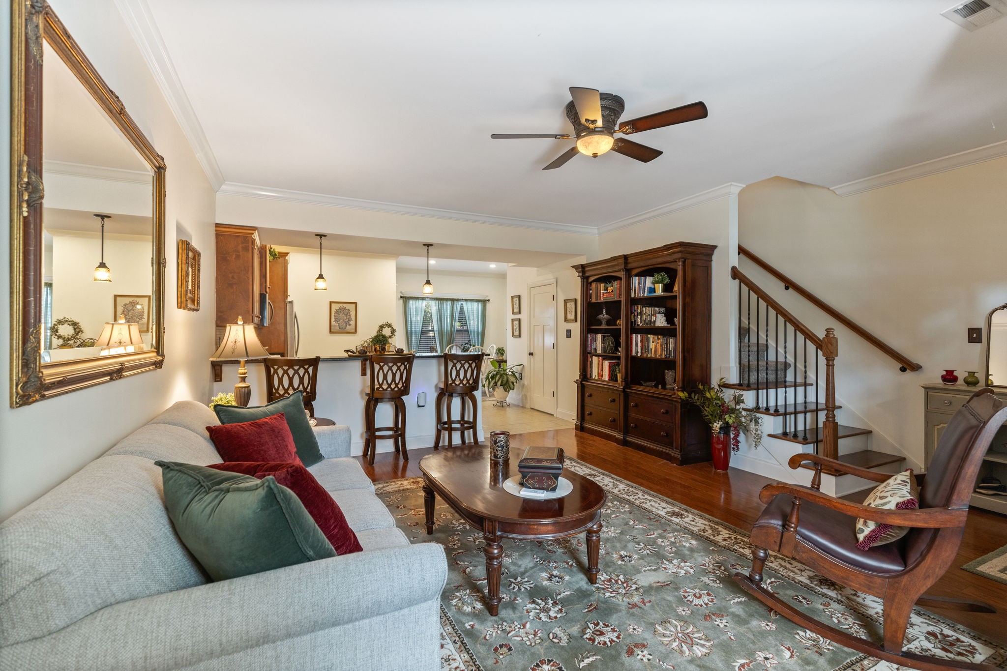 251 Sharon Dr, Ne Property Photo 8
