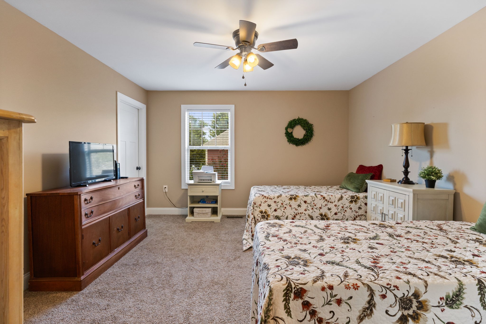 251 Sharon Dr, Ne Property Photo 27