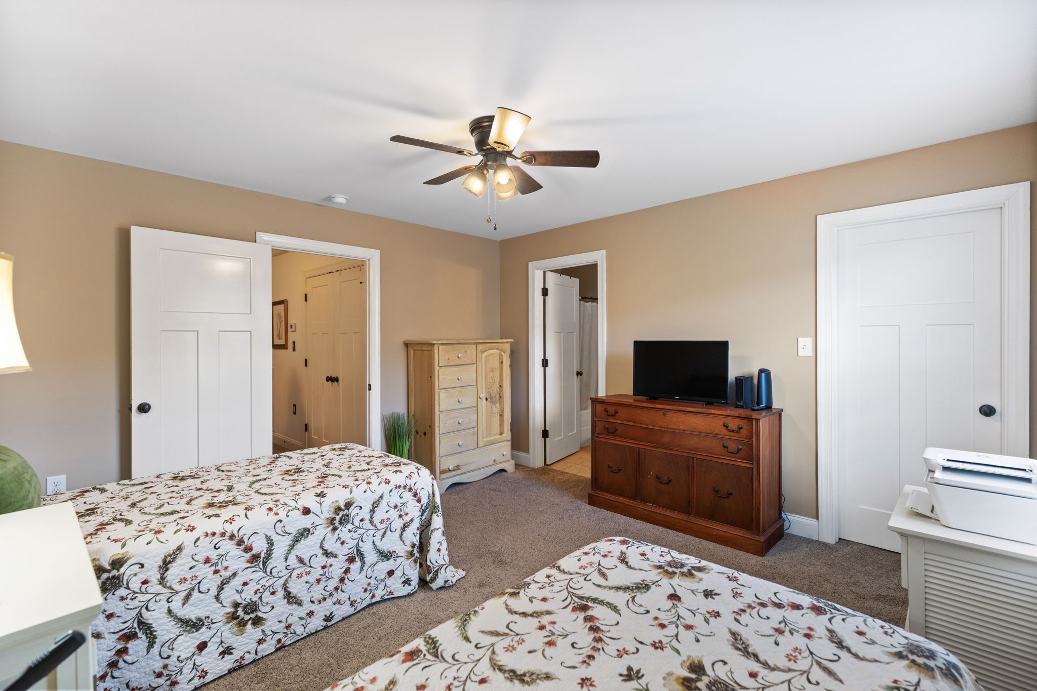 251 Sharon Dr, Ne Property Photo 28