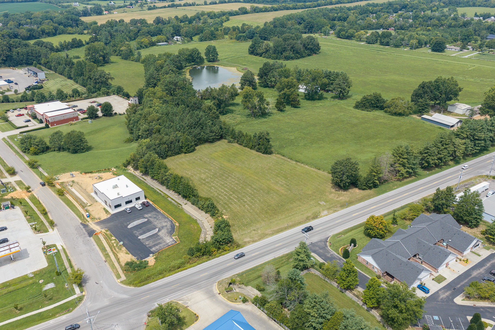 2365 Highway 31, W Property Photo 4
