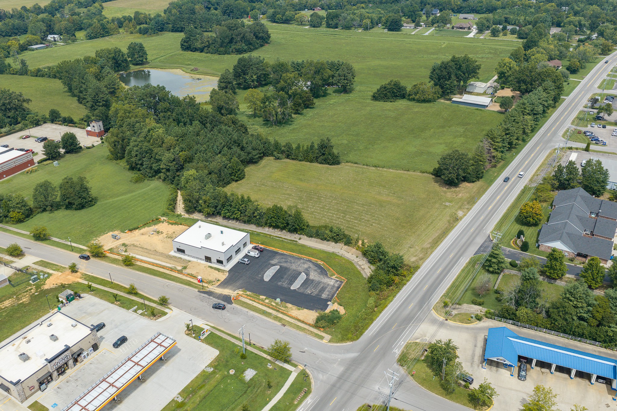 2365 Highway 31, W Property Photo 5