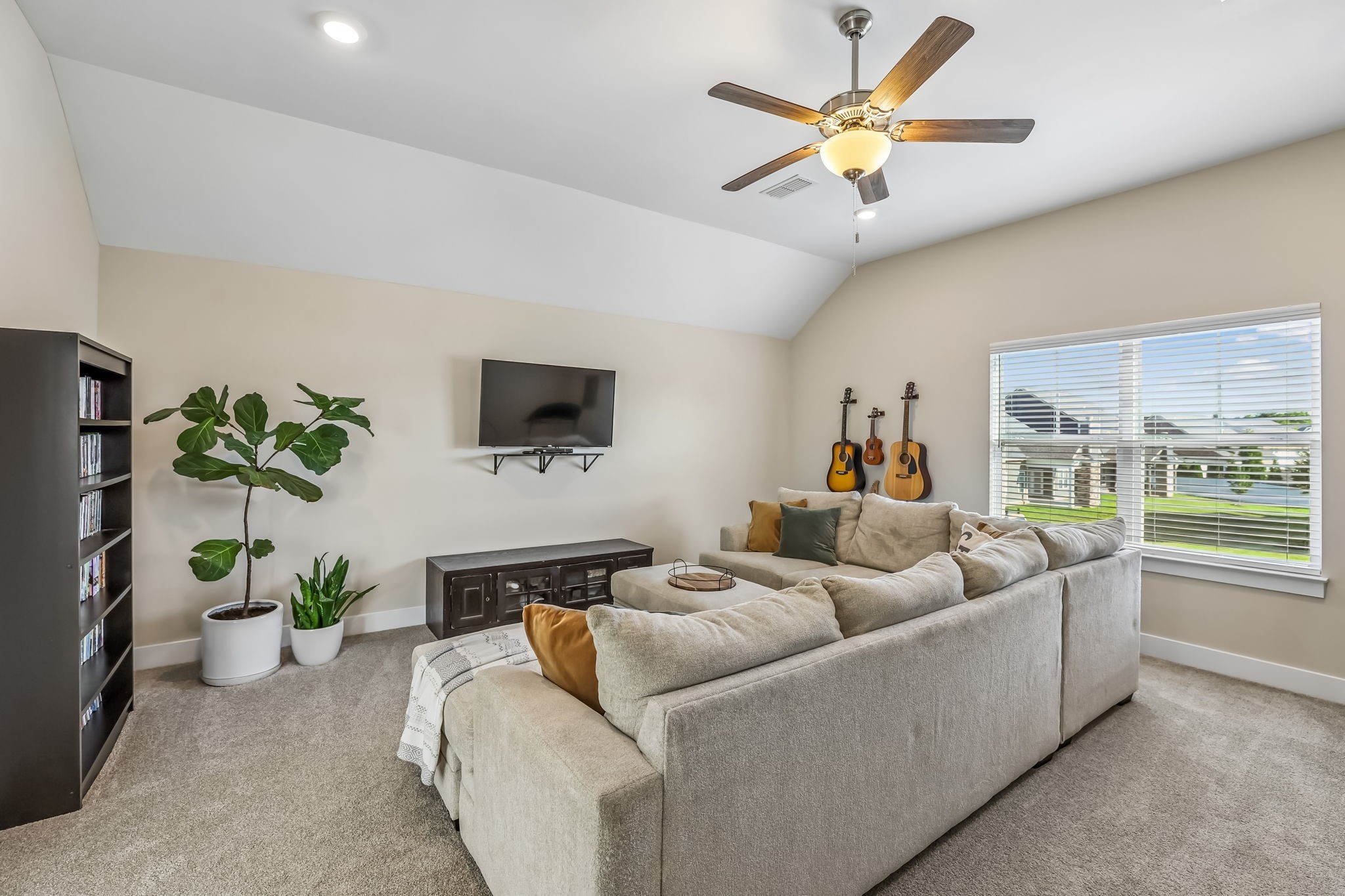 2329 Fig Dr Property Photo 28
