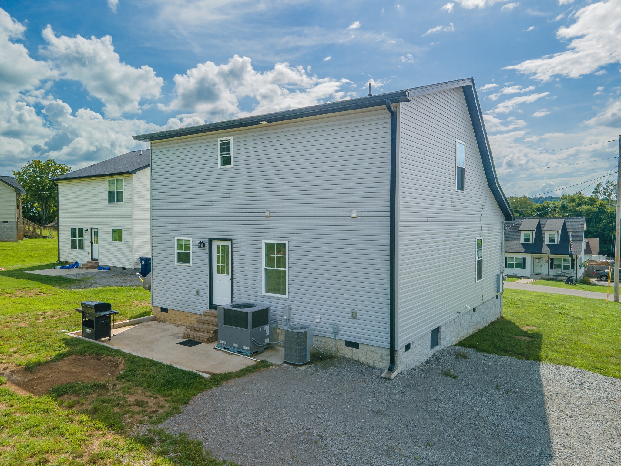 127 E Hill St Property Photo 49