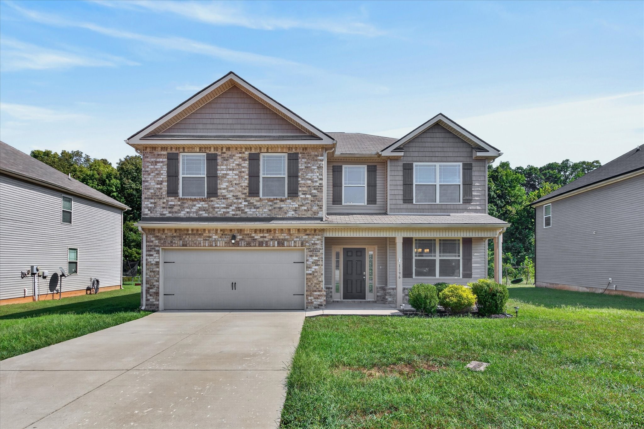 1196 Black Oak Circle Property Photo 1