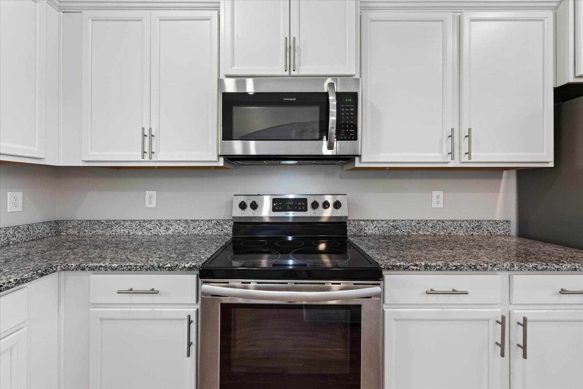 1196 Black Oak Circle Property Photo 16